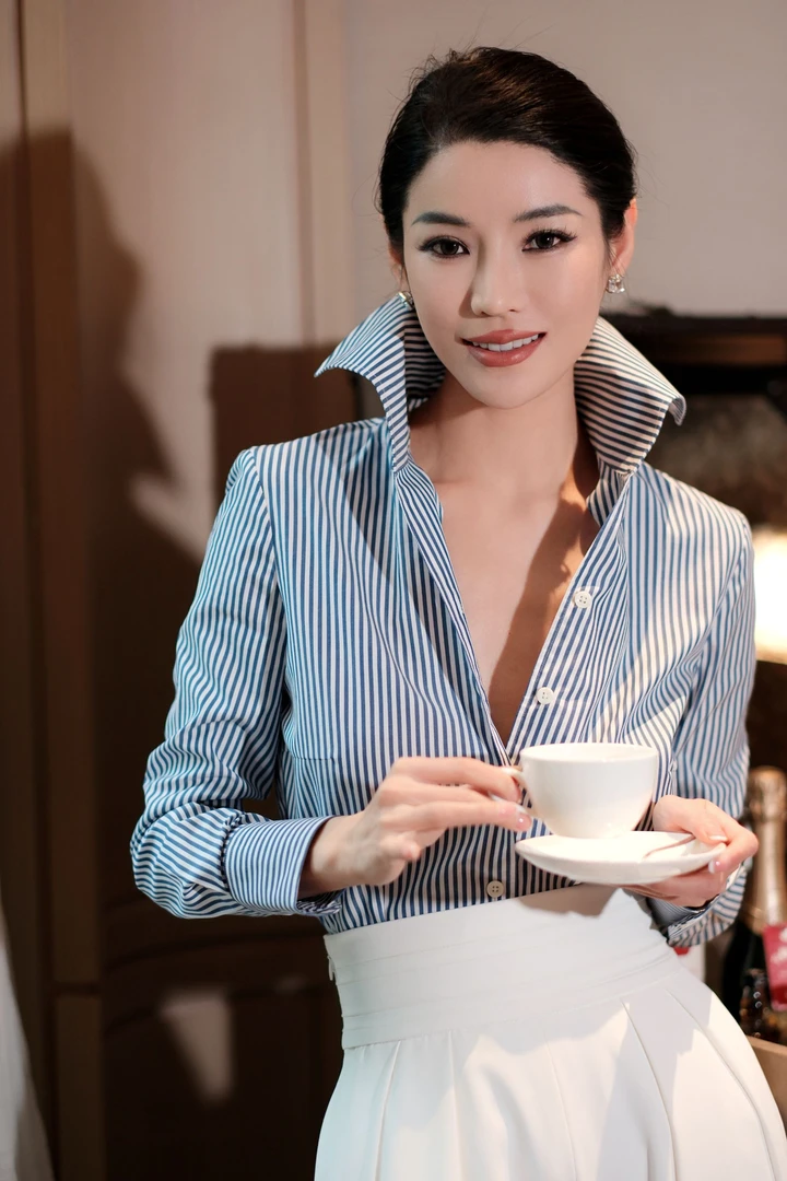 【和昌｜1896】 深蓝色条纹气质时尚商务一片领衬衫