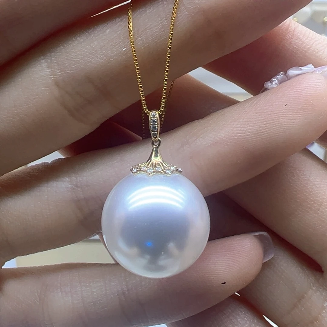 淡水珍珠18K金镶嵌吊坠(赠链)