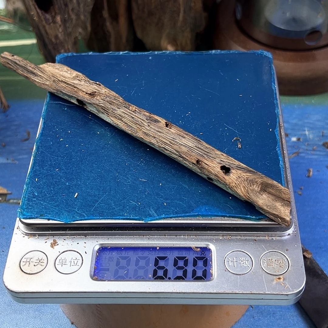 香料绿奇楠虫漏白棋6克