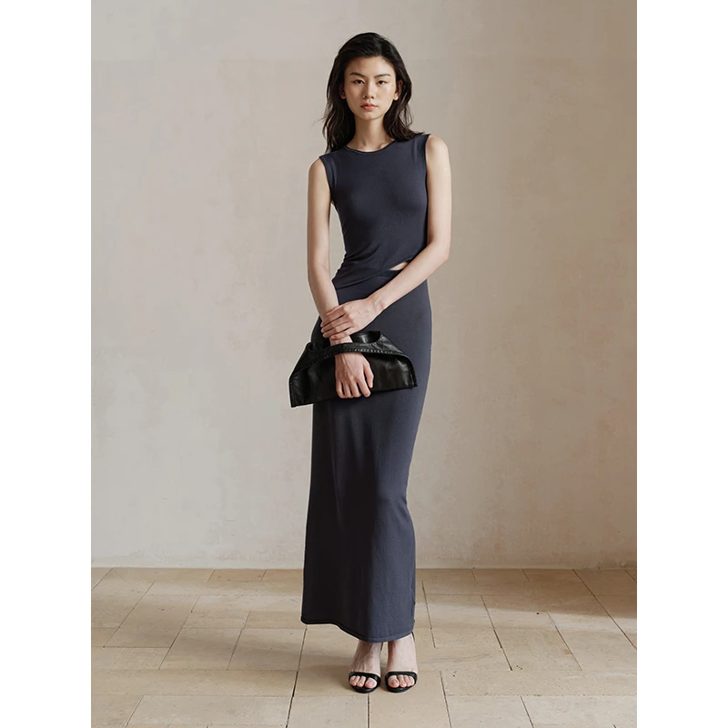 Mix Selection｜兰茵 无袖圆领修身连衣裙2025秋季MSBJQ0499