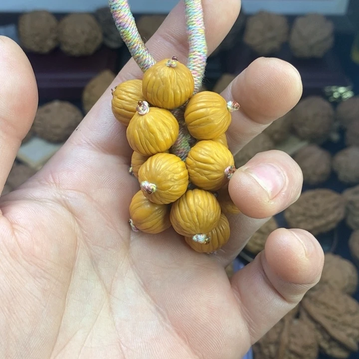 吊坠文玩核桃猴头葡萄