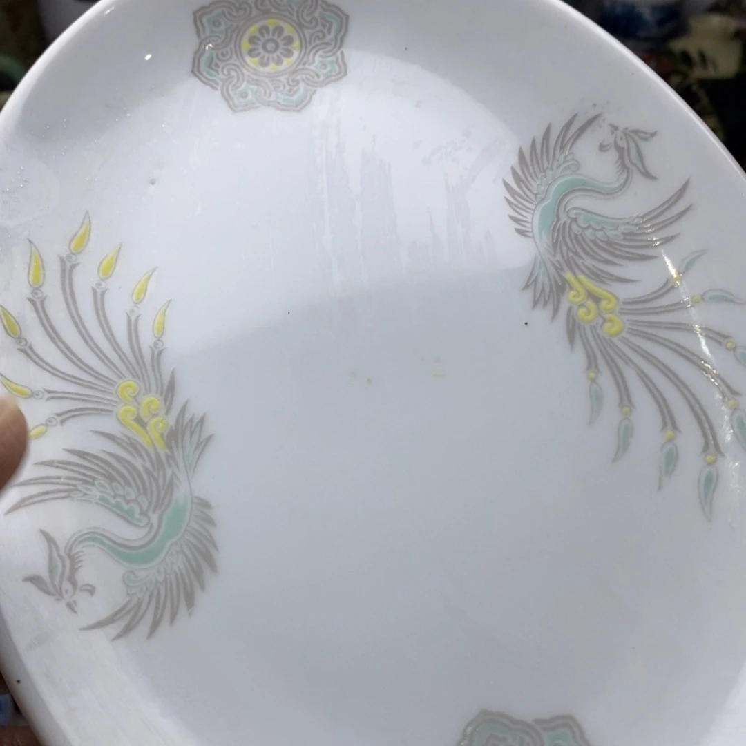 瓷片飞来燕歌舞舞来鸟来