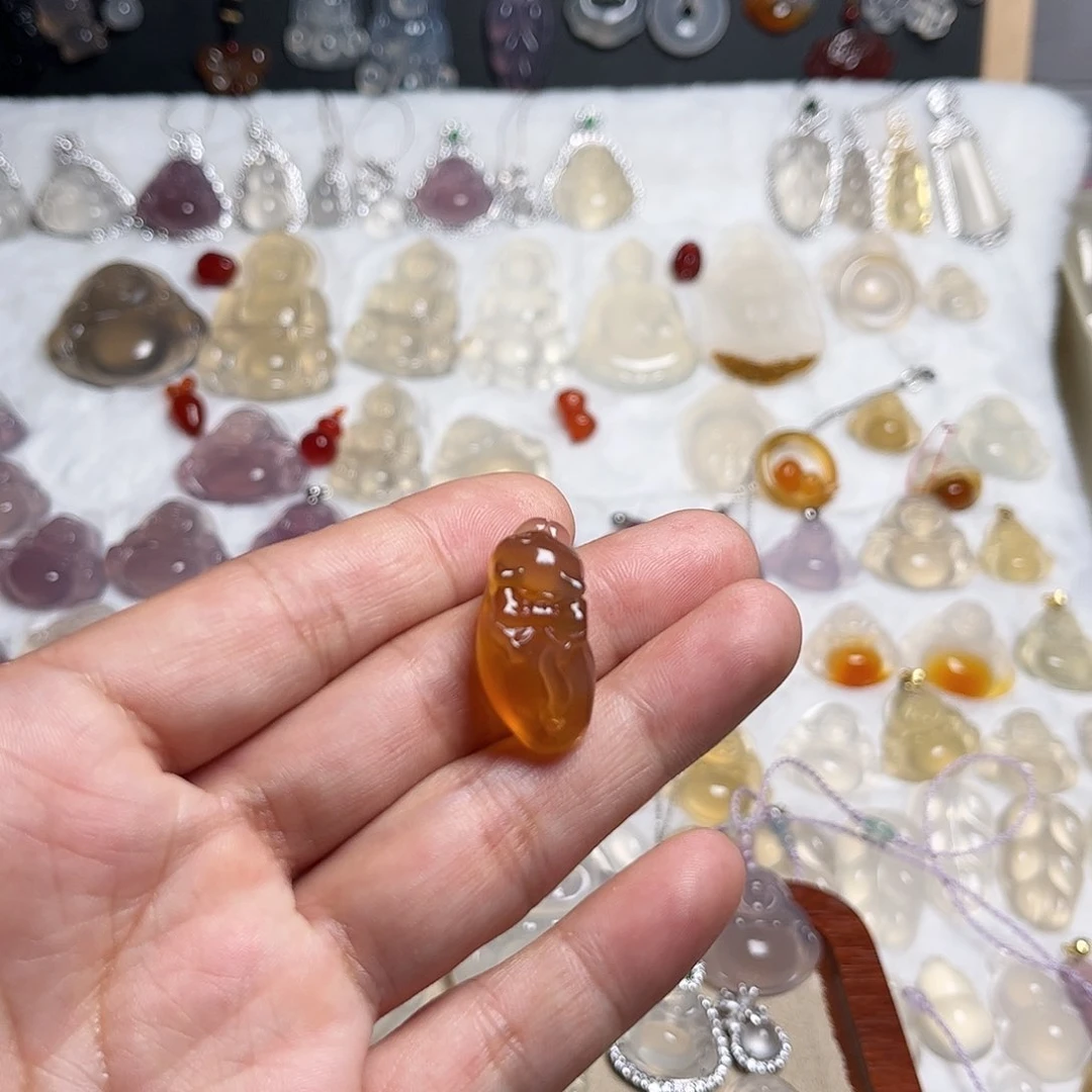 玛瑙/玉髓颈饰未镶嵌蘑***菌