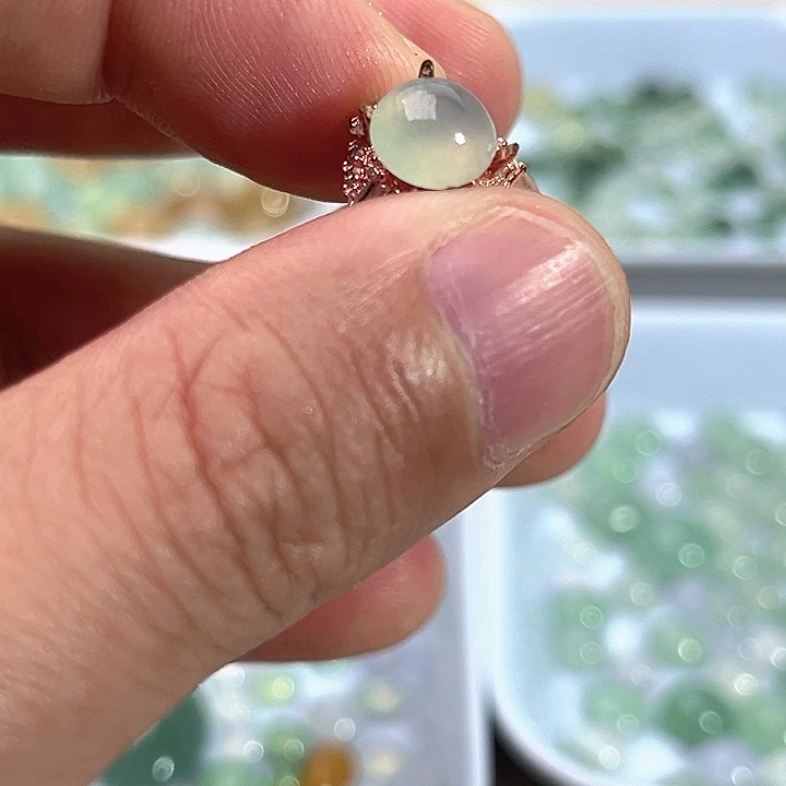 翡翠裸石缅料A货翡翠