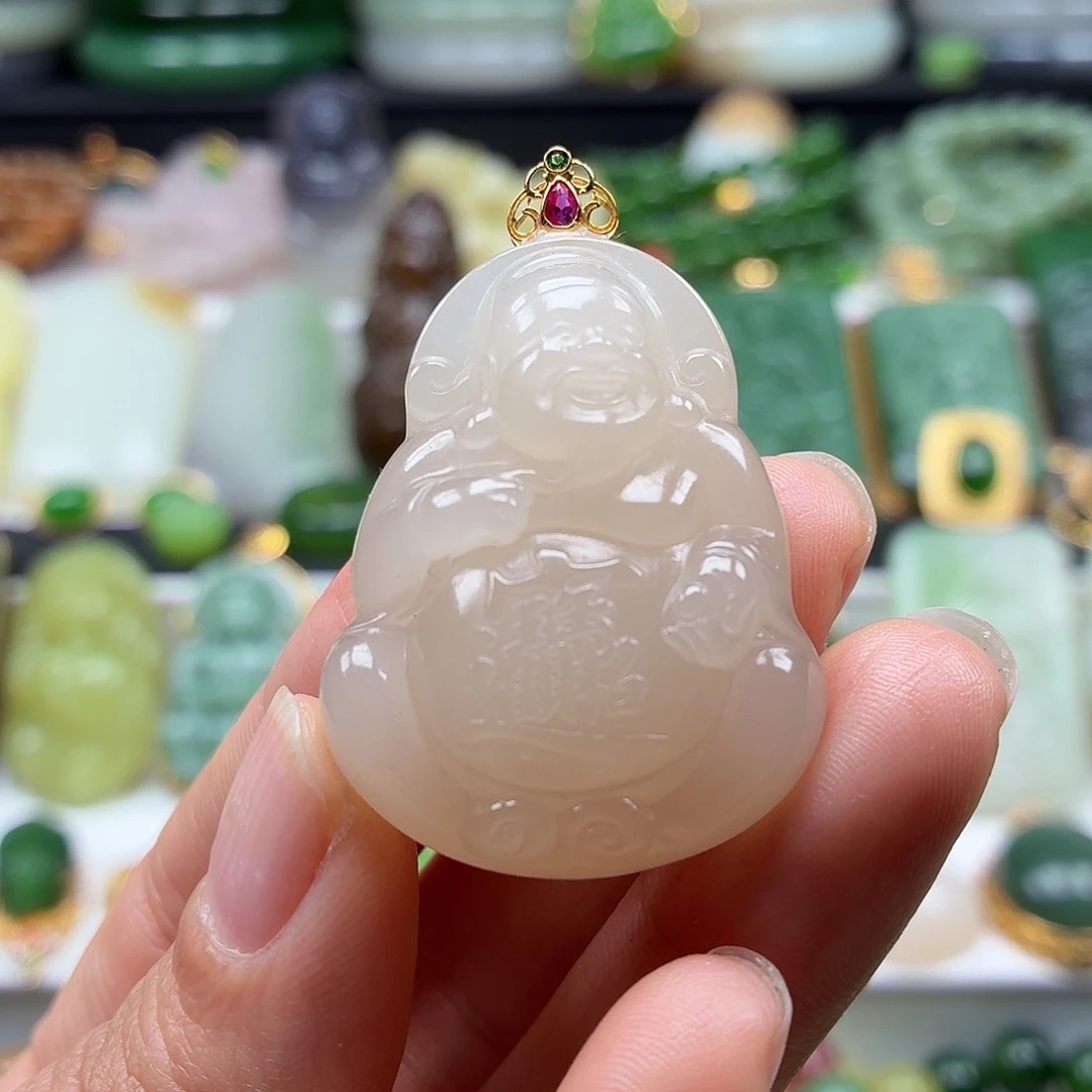 和田玉18K金镶嵌颈饰精品藕粉大财神