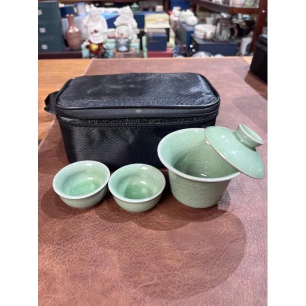 031象牙青盖碗小套装一壶二杯旅行茶具