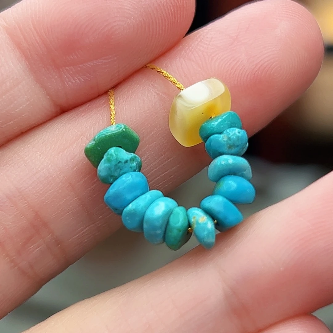 蜜蜡未镶嵌珠宝奇石