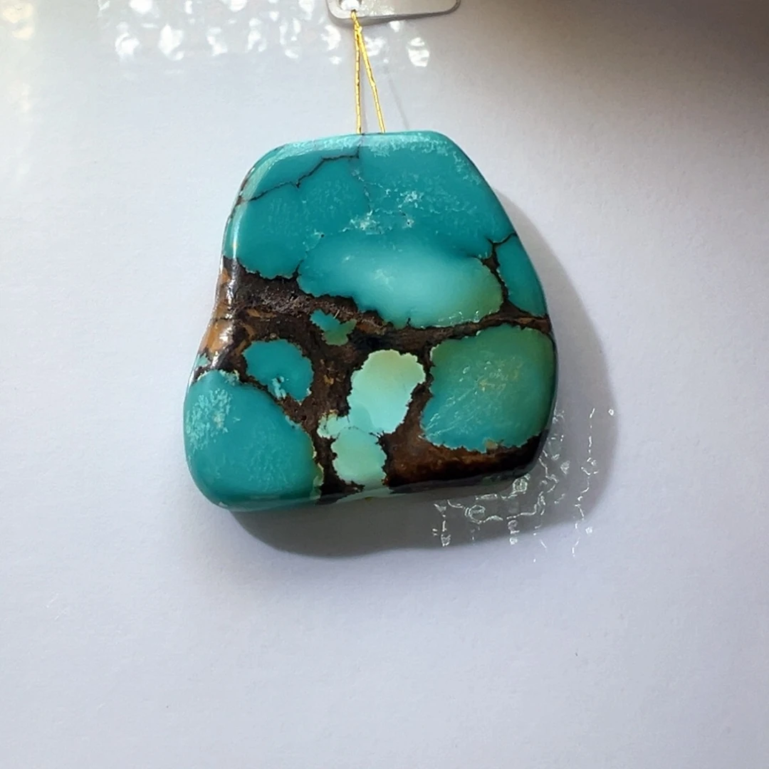 绿松石未镶嵌挂件