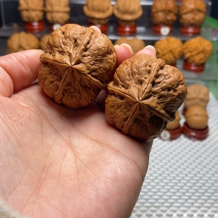 把件文玩核桃11老八一四棱