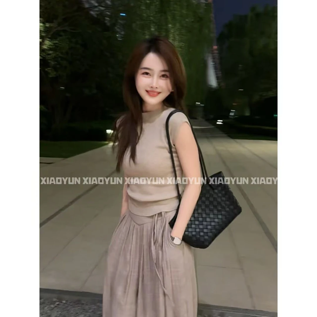 后系带修身T 小允姐姐2025新款时尚气质高级后系带修身T恤上衣