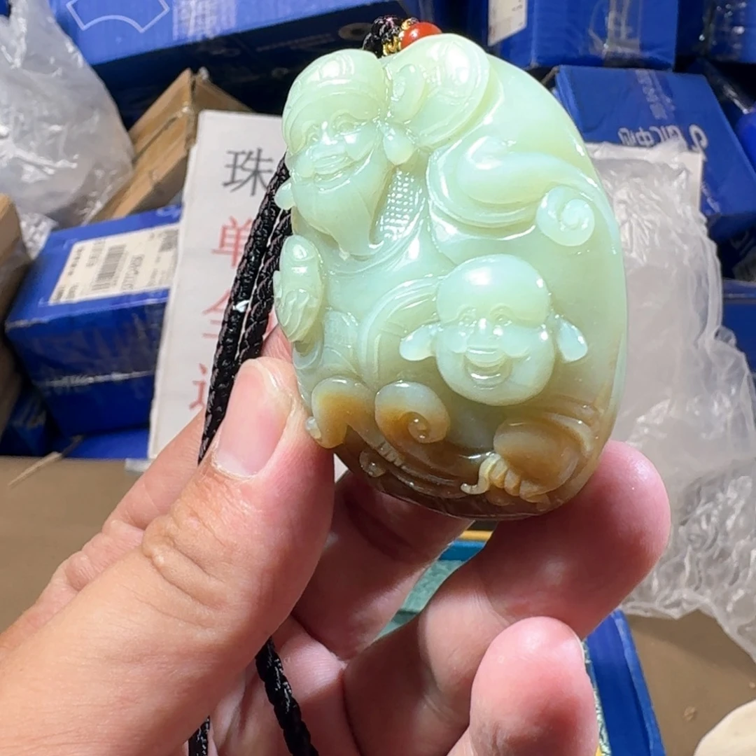 和田玉（糖玉）未镶嵌颈饰