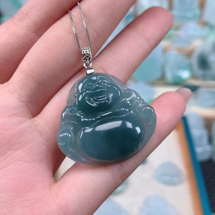 翡翠未镶嵌颈饰佛公吊坠