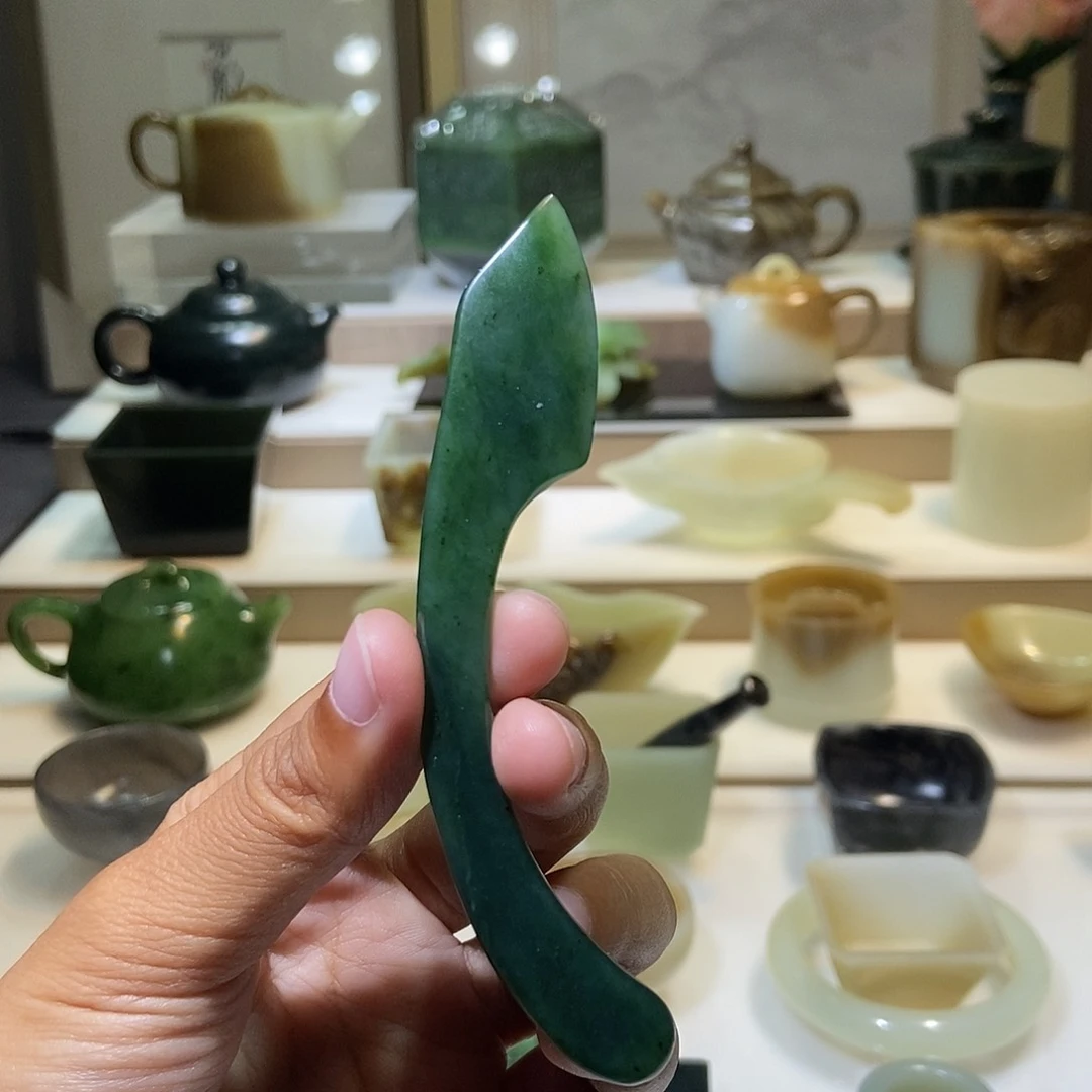 和田玉未镶嵌挂件碧玉茶刀