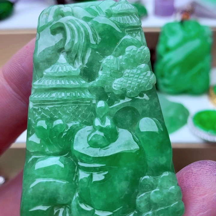 翡翠未镶嵌吊坠(不含链)