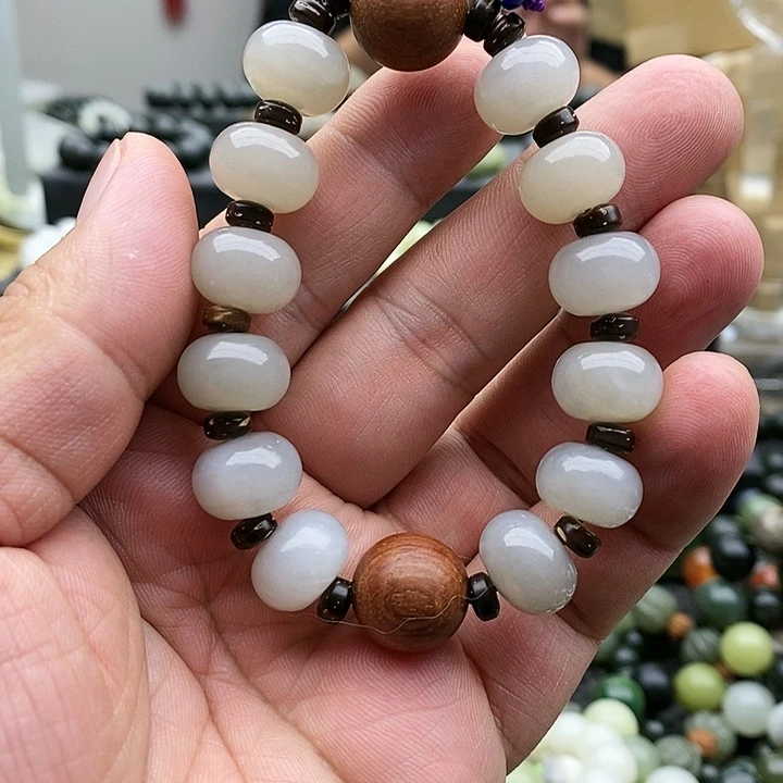 【闪购商品】未镶嵌手链和田玉烟紫