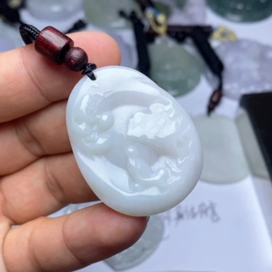 颈饰未镶嵌翡翠翡翠