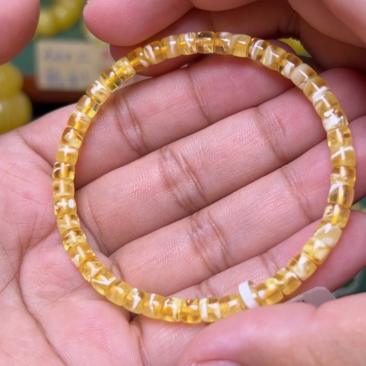 蜜蜡未镶嵌珠宝奇石