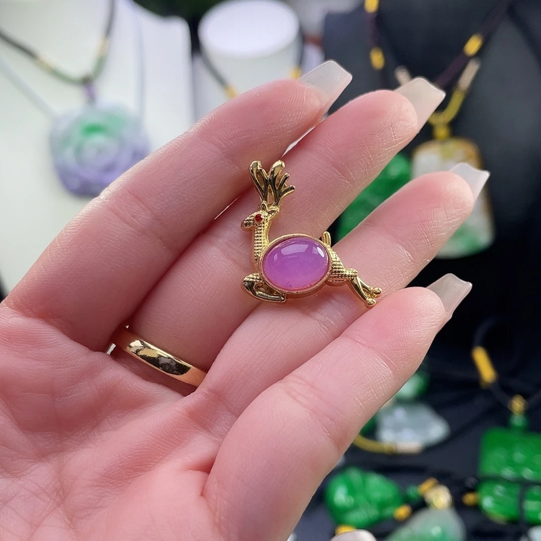 翡翠未镶嵌吊坠(赠链)