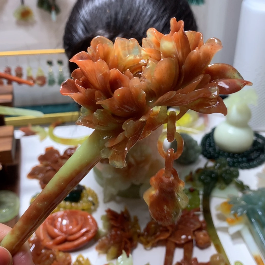 秋***果蛇纹石玉合金发饰