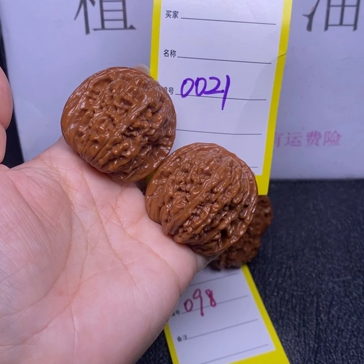 把件文玩核桃0021/39.5四座楼