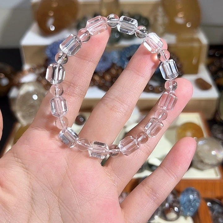 小***️颈饰未镶嵌水晶111111111