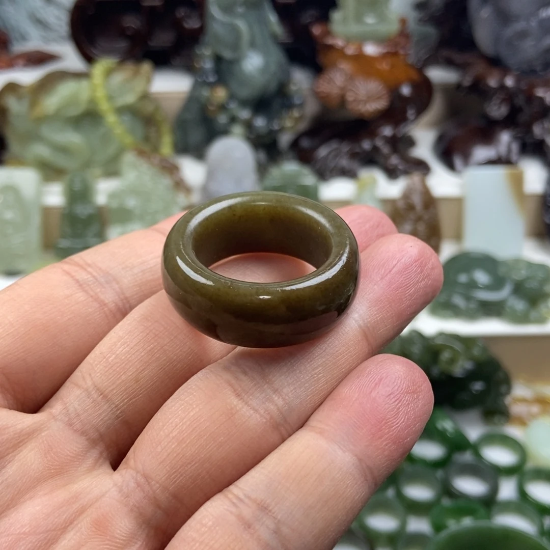 【闪购商品】吊坠(不含链)未镶嵌和田玉乐*