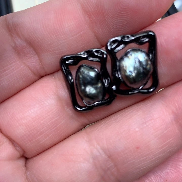 银S925镶嵌耳饰海水珍珠