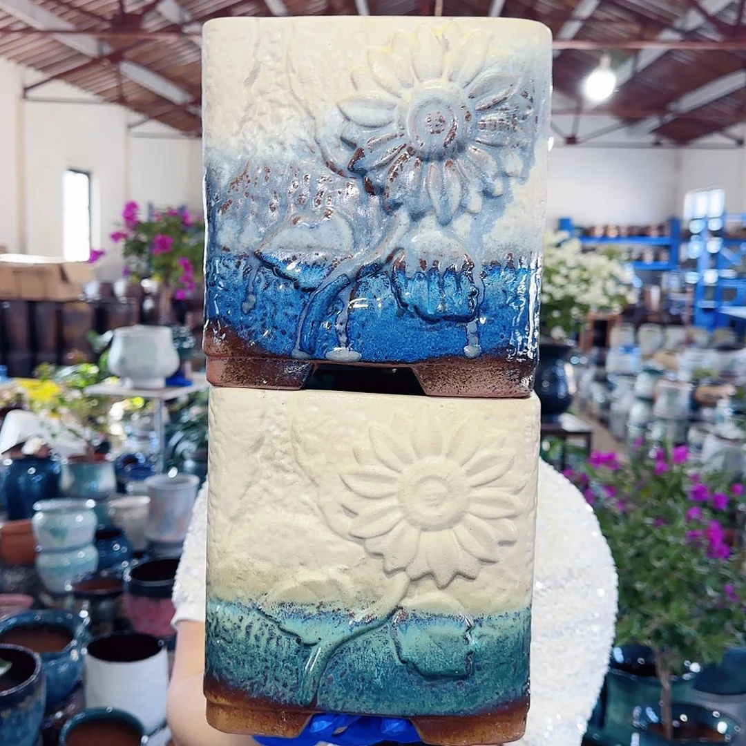 花盆紫砂高20口19。蓝绿