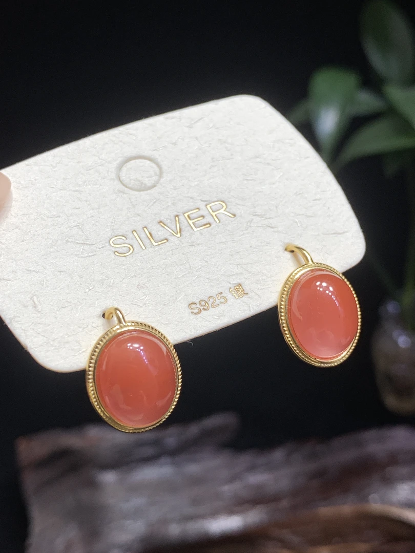 (金镶火土) 南红宝山料耳沟S925银镀金镶嵌