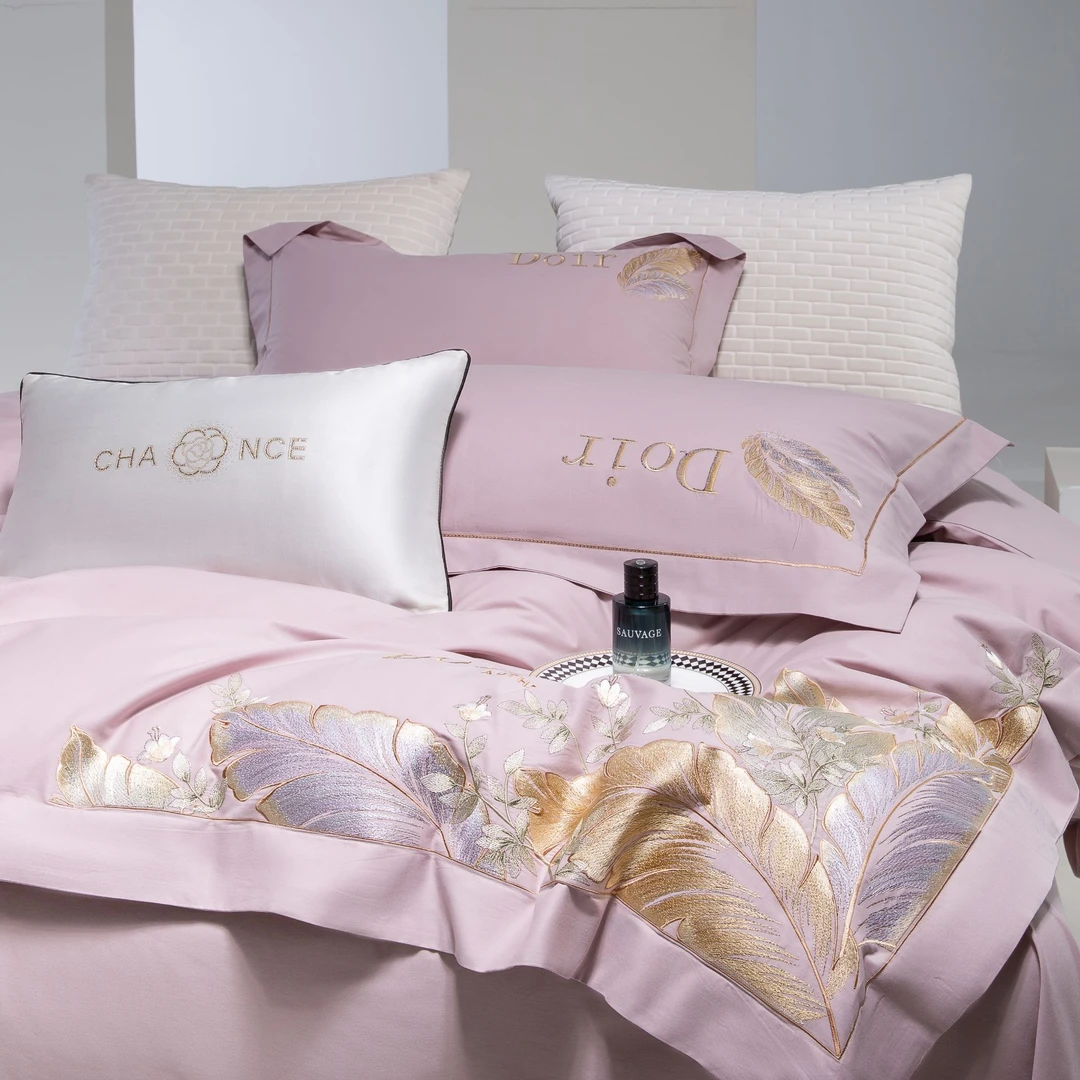 【秀色生活】梦羽-豆沙色 秋冬新品-高端轻奢 斜纹全棉 绣花四件套