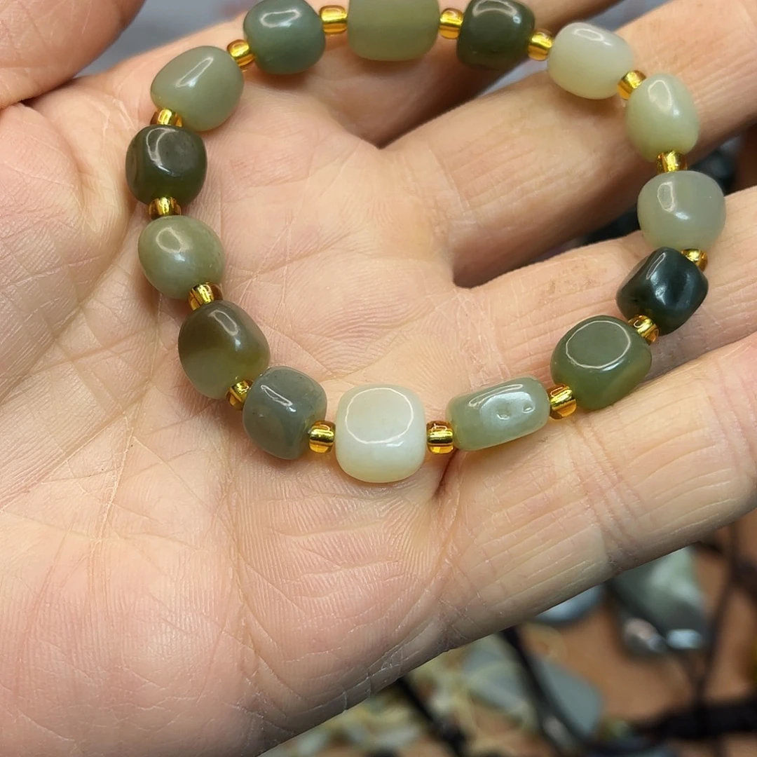 和田玉（糖玉）未镶嵌颈饰