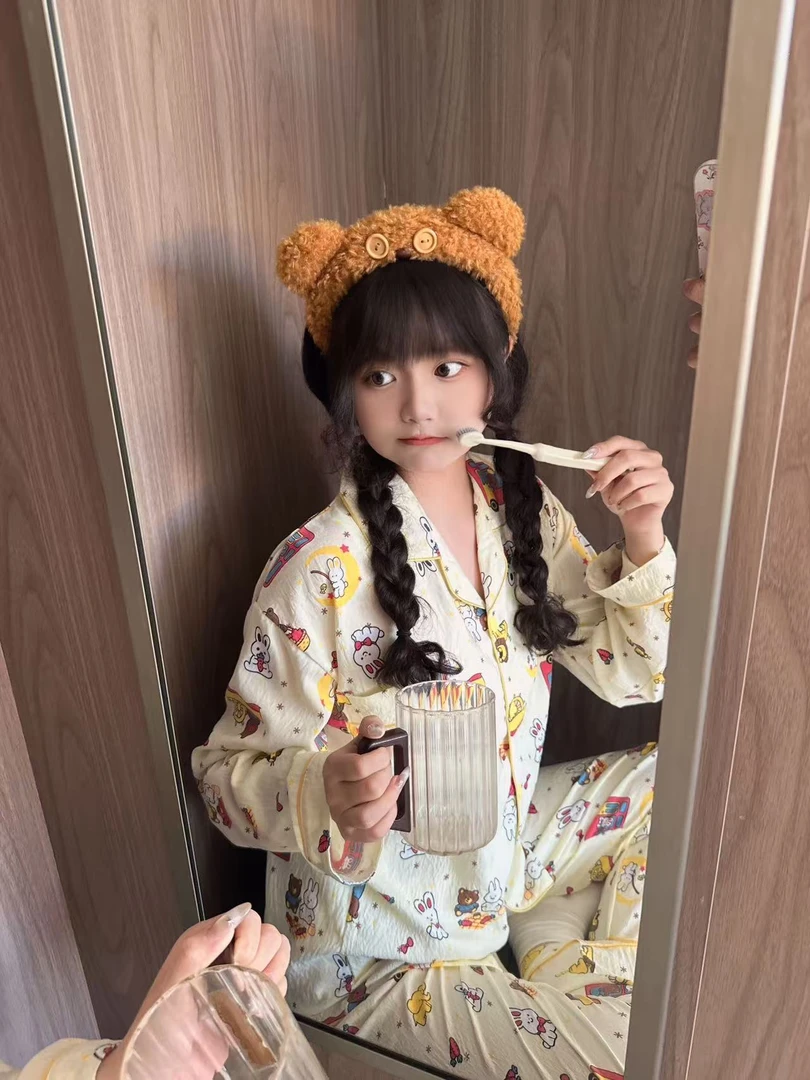 【兔熊巴士】可爱卡通印花睡衣女秋季新款长袖休闲家居服可外穿套装