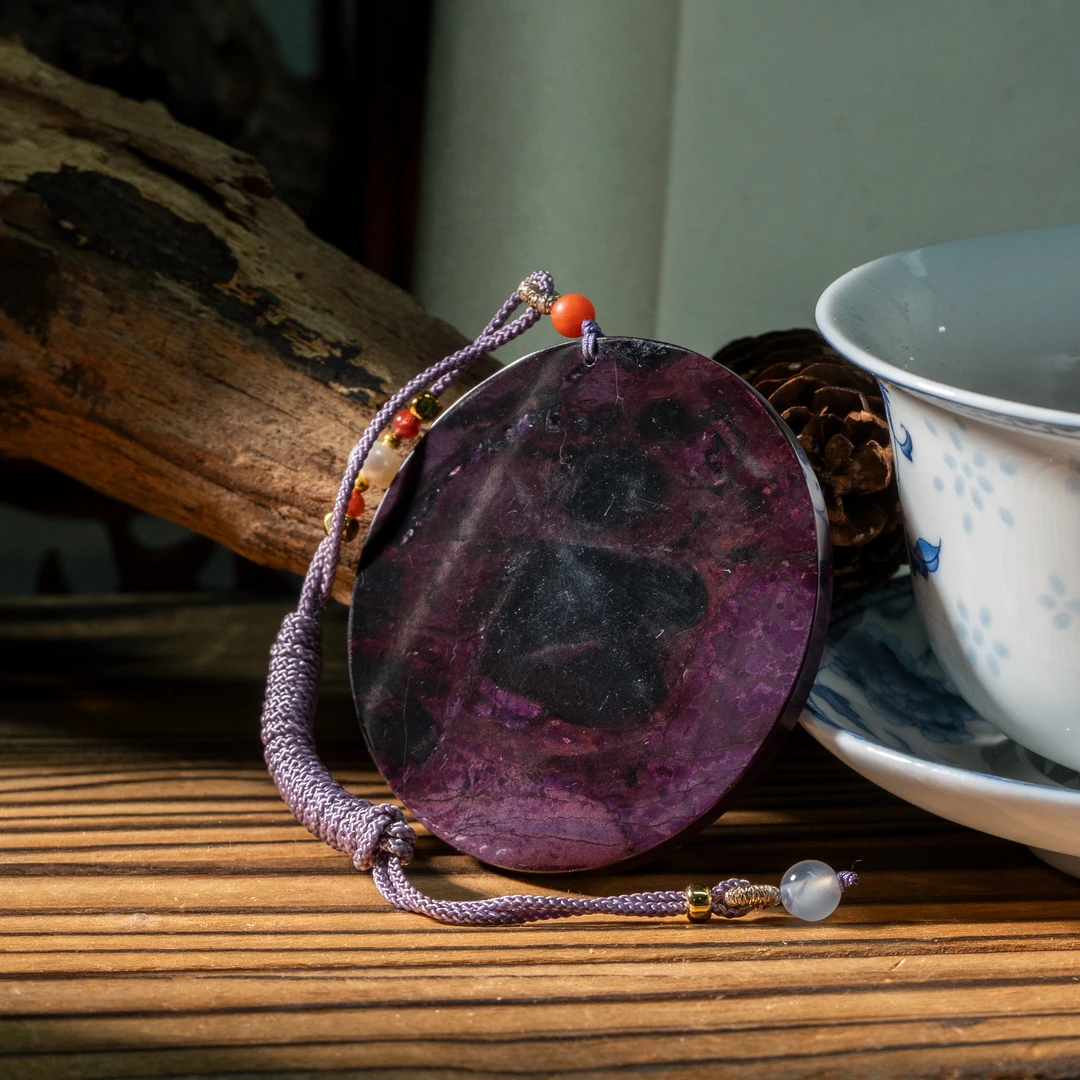 老油舒俱来圆牌吊坠/58*3mm/多样性发一/C1562/孤