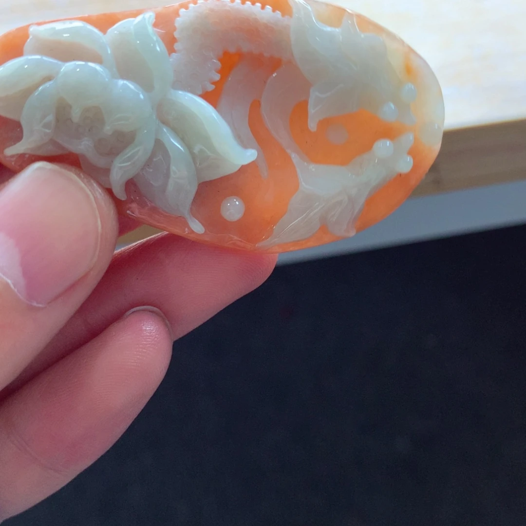 翡翠颈饰未镶嵌吊坠