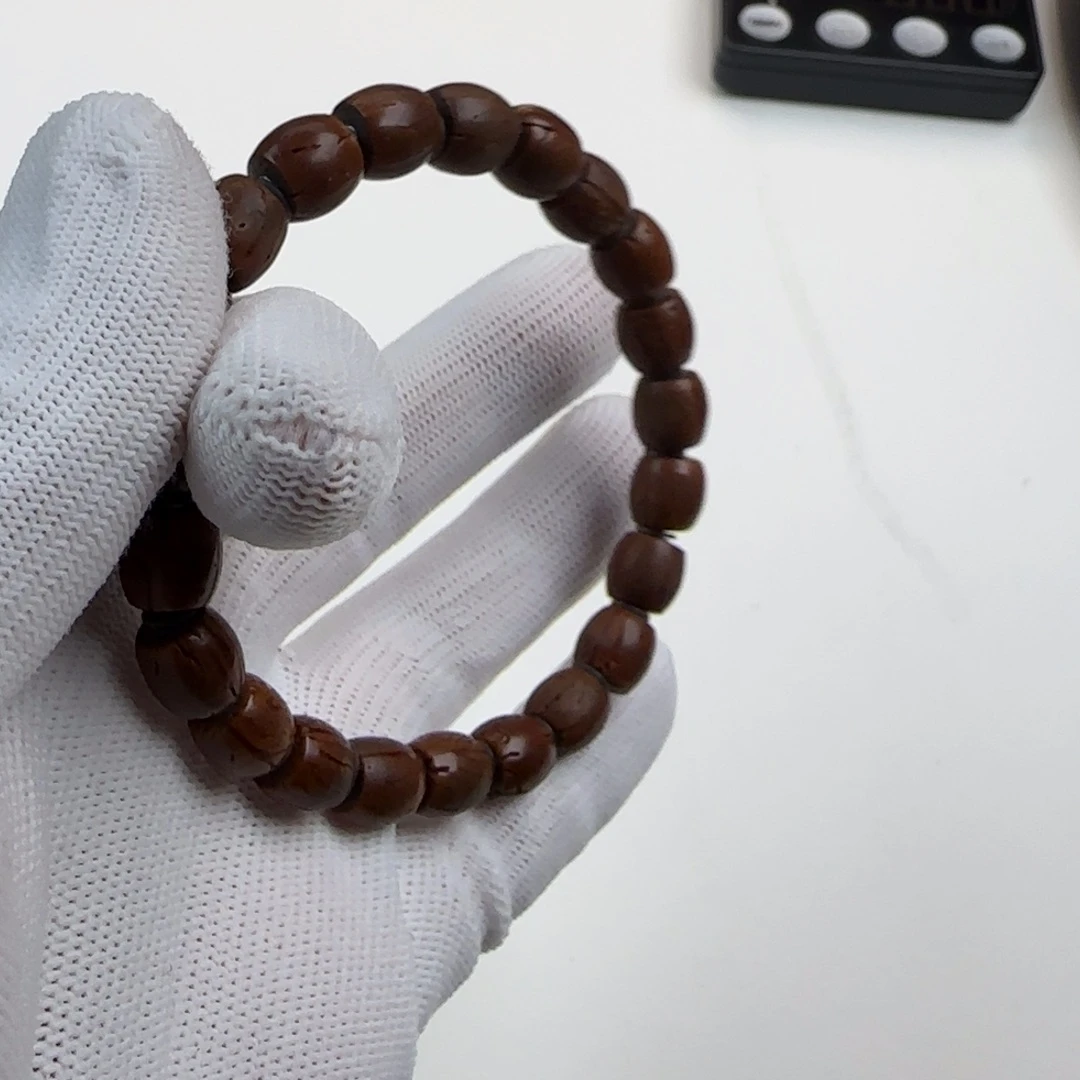 琥珀手链未镶嵌粪****侯桃核