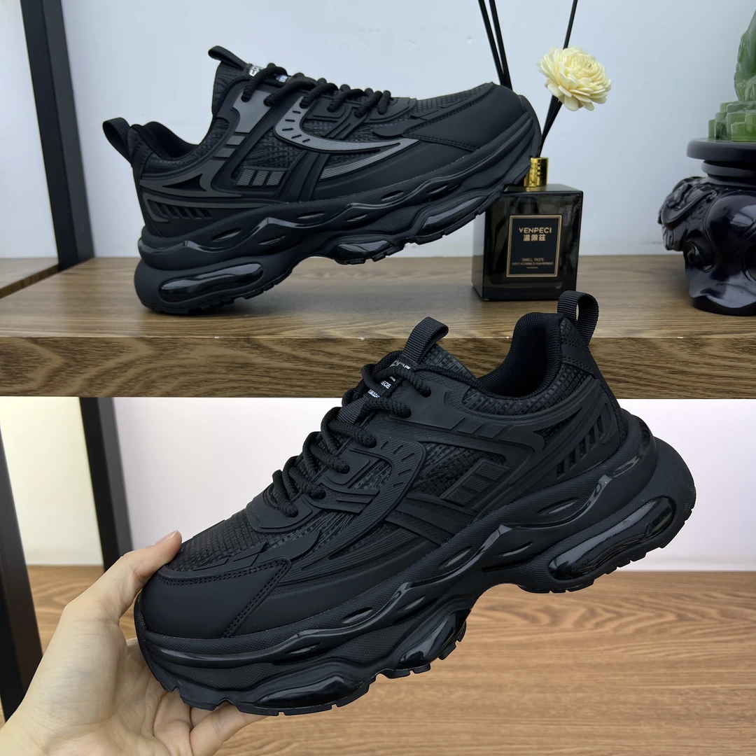 2025秋冬时尚百搭休闲鞋黑武士轻奢老爹鞋轻便厚底运动鞋简约男鞋