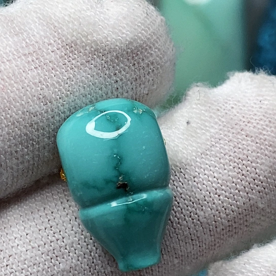 绿松石未镶嵌天然原矿 带武汉地大证书