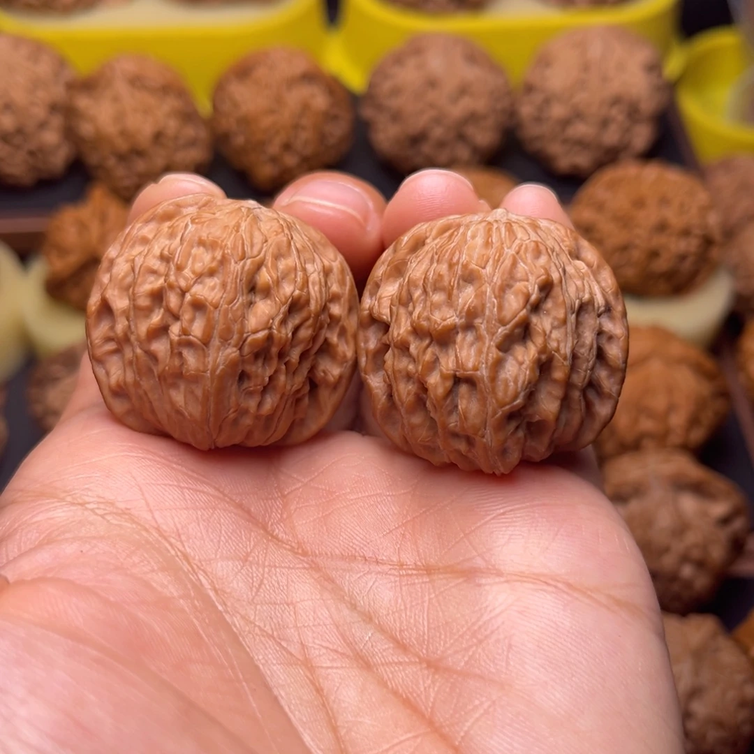 把件文玩核桃磨盘34左右