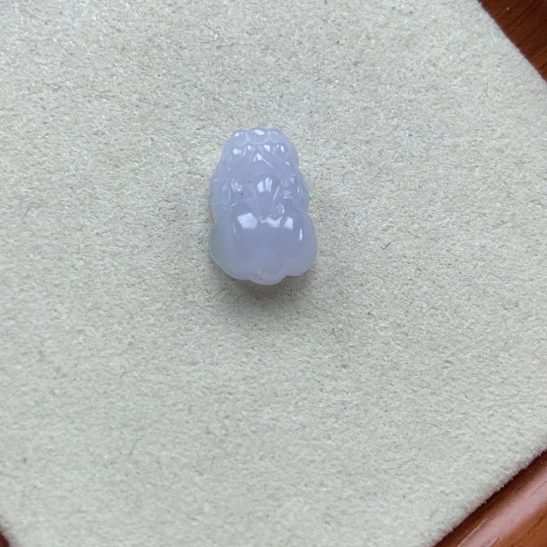 颈饰未镶嵌翡翠如意貔貅