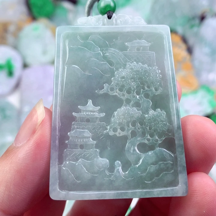 吊坠(不含链)未镶嵌翡翠