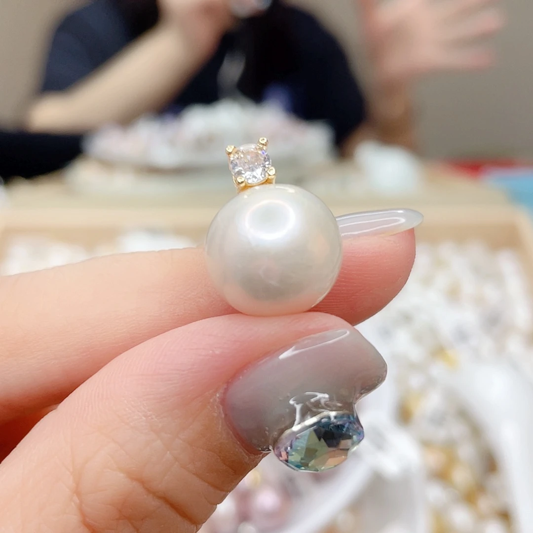 淡水珍珠合金吊坠(赠链)