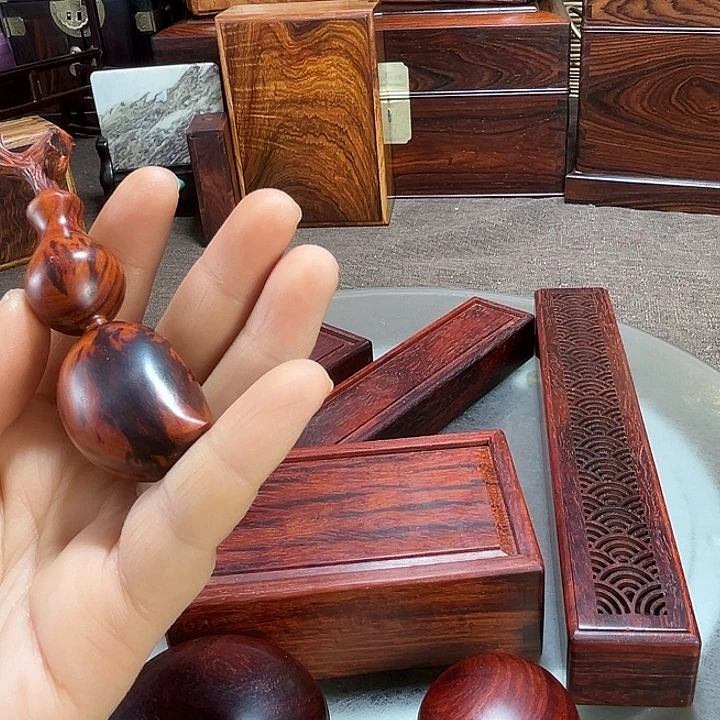 檀香紫檀（小叶紫檀）