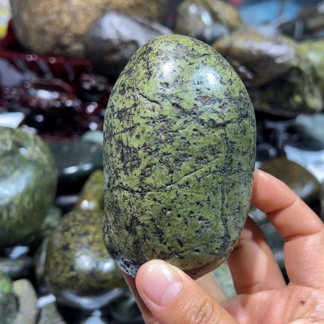 未镶嵌蛇纹石玉西藏藏玉药王石雁**影