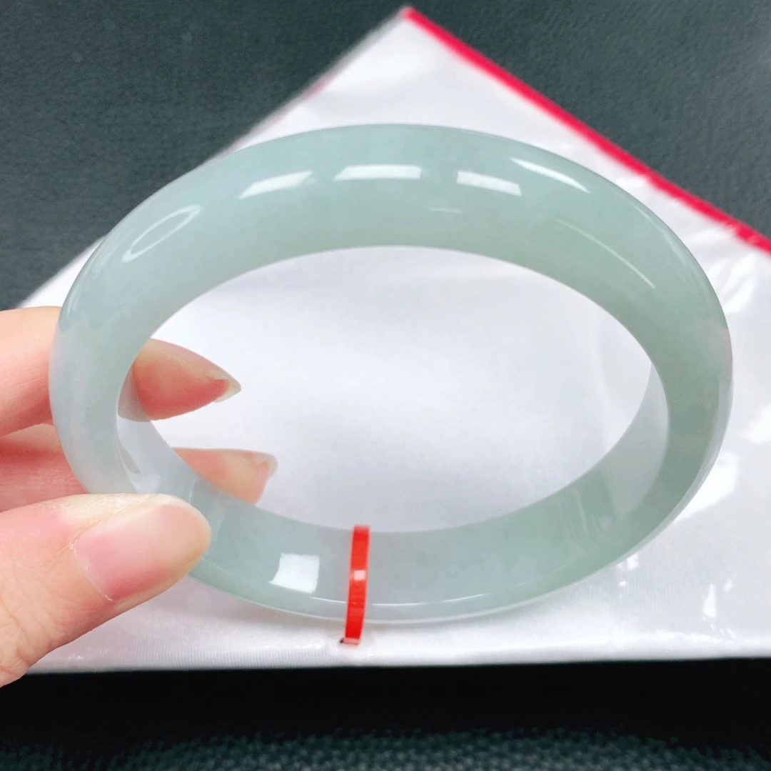 翡翠未镶嵌手镯62圈