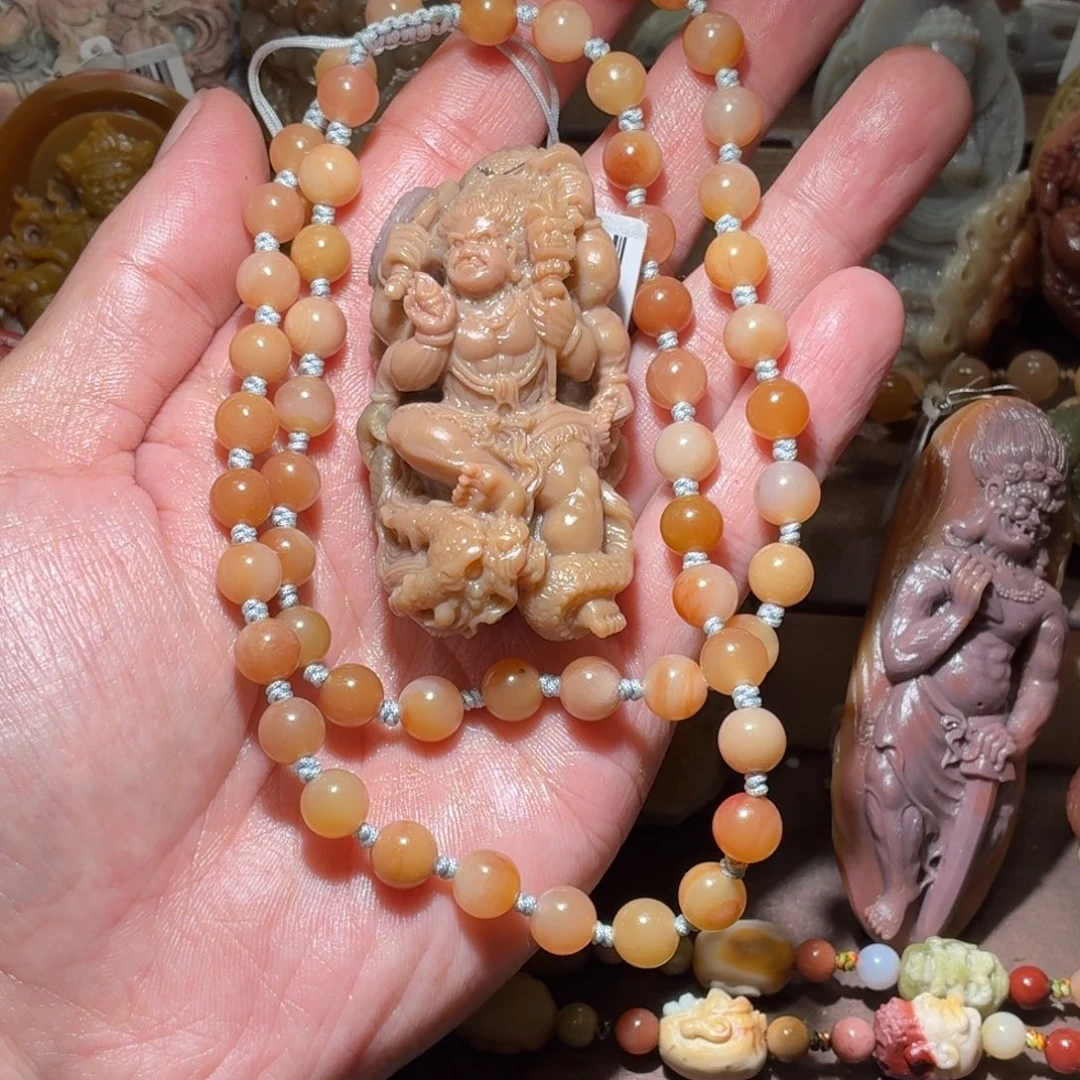 T***T定制石英质玉未镶嵌手串66