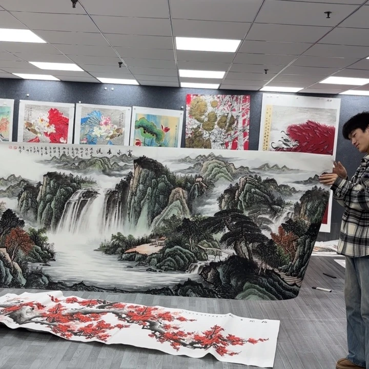 字画等多种形式的艺术作品和