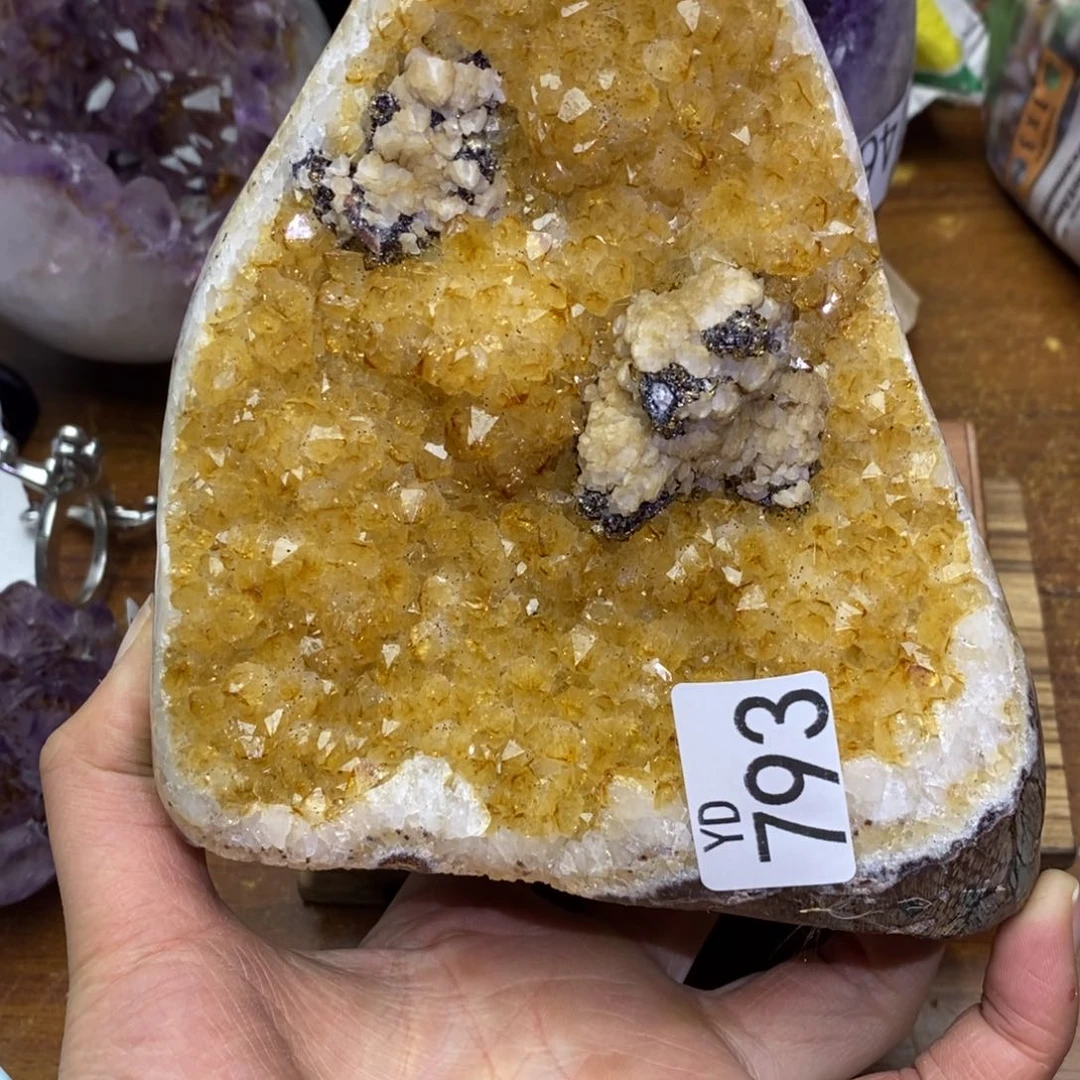 水晶大型摆件（非配饰）未镶嵌