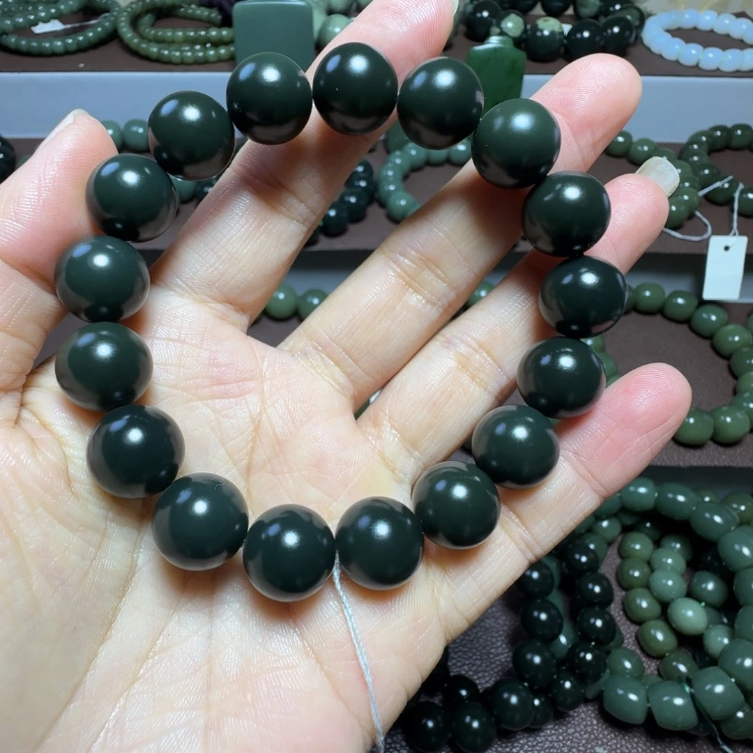 m***k和田玉未镶嵌手链