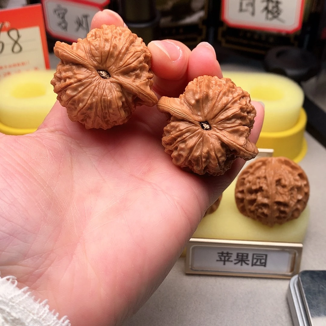 涂***夫吊坠文玩核桃42尺血麒麟442号