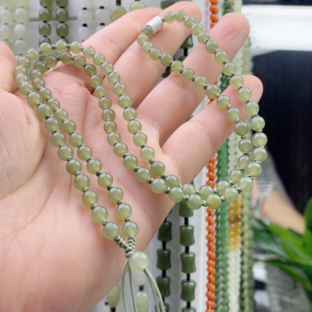 好****颈饰未镶嵌和田玉